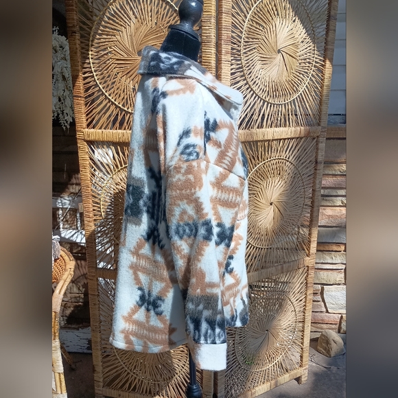 Elan Women's Patterned Jacket - Black, Brown, White_Large - Picture 7 of 9